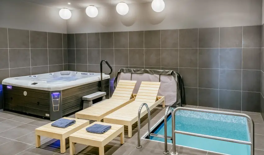 R�k�czi Hotel, T�bor �s Rendezv�nyk�zpont S�toralja�jhely - Augusztus 20.