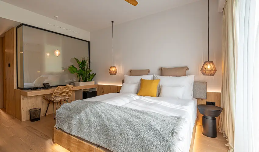 REED Luxury Hotel & Bistro Siófok - Augusztus 20. - teljes előrefizetéssel