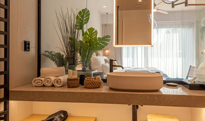 REED Luxury Hotel & Bistro Siófok - Augusztus 20. - teljes előrefizetéssel