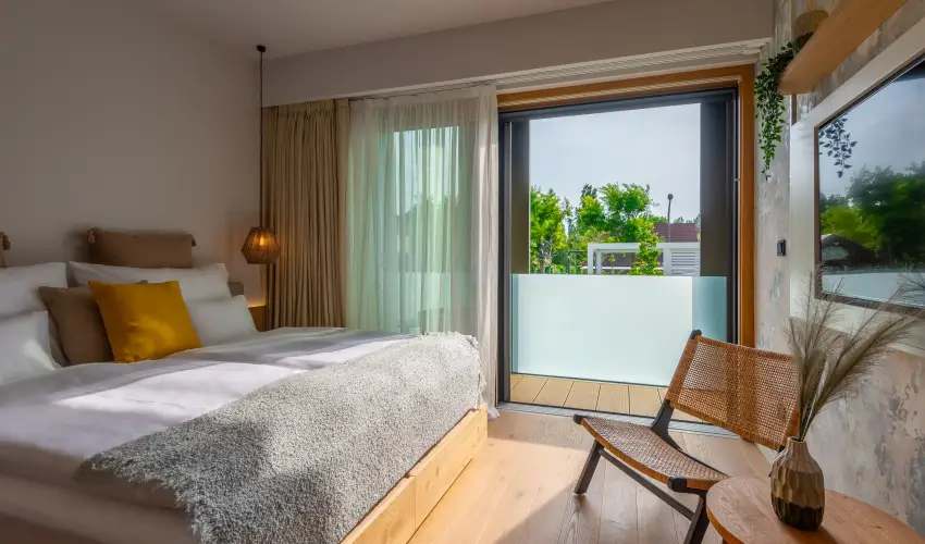 REED Luxury Hotel & Bistro Siófok - Augusztus 20. - teljes előrefizetéssel