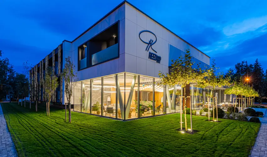 REED Luxury Hotel & Bistro Siófok - Augusztus 20. - teljes előrefizetéssel