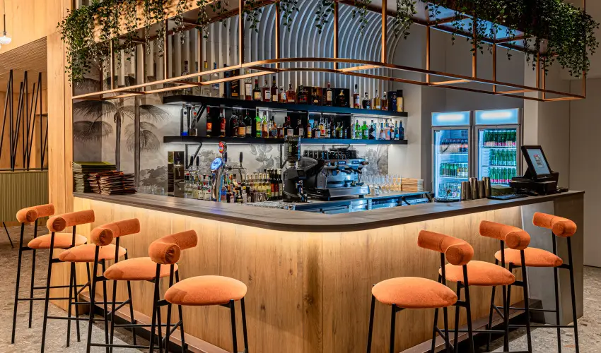 REED Luxury Hotel & Bistro Siófok - Augusztus 20. - teljes előrefizetéssel