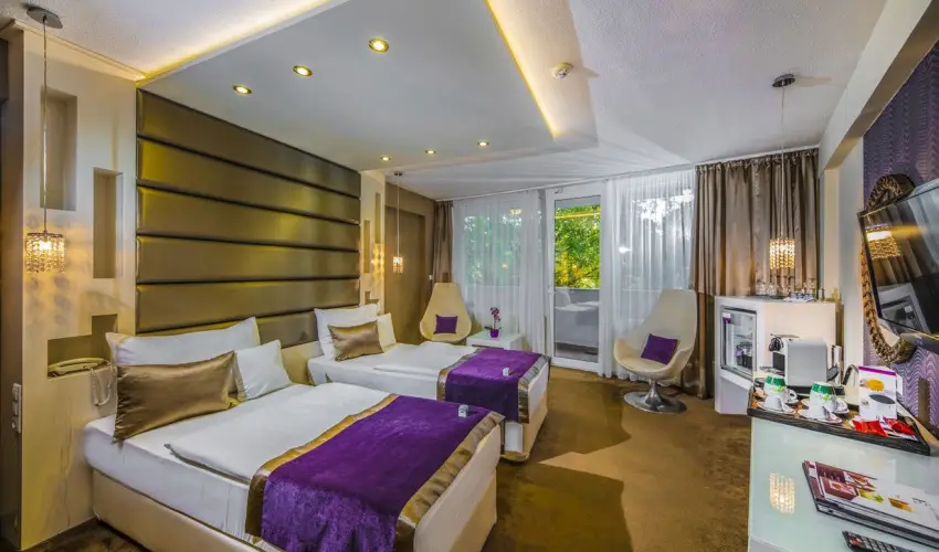 Residence Hotel Balaton Si�fok - Augusztus 20.