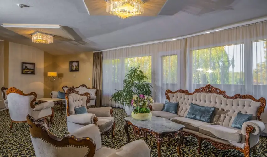 Residence Hotel Balaton Si�fok - Augusztus 20.