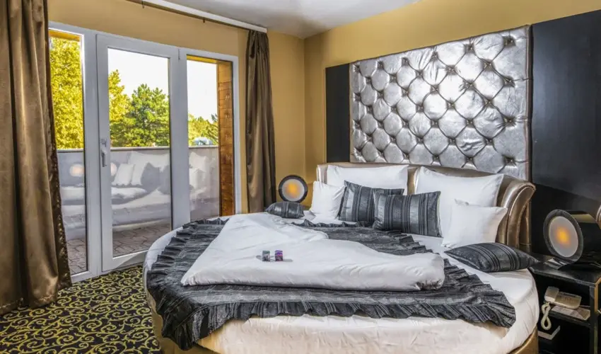 Residence Hotel Balaton Si�fok - Augusztus 20.