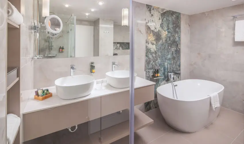 Lotus Therme Hotel & Spa H�v�z - Auguszus 20. (min. 3 �j)