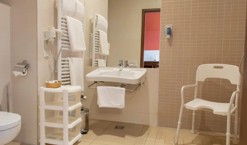 Royal Club Hotel Visegrd - Augusztus 20. (min. 3 j)