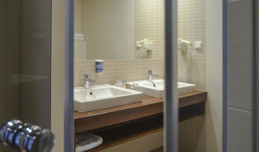 Royal Club Hotel Visegrd - Augusztus 20. (min. 3 j)