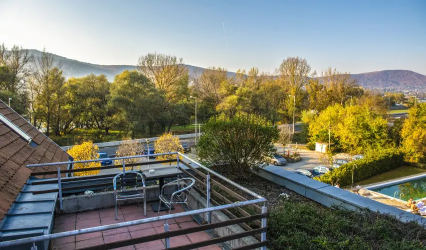 Royal Club Hotel Visegrd - Augusztus 20. (min. 3 j)