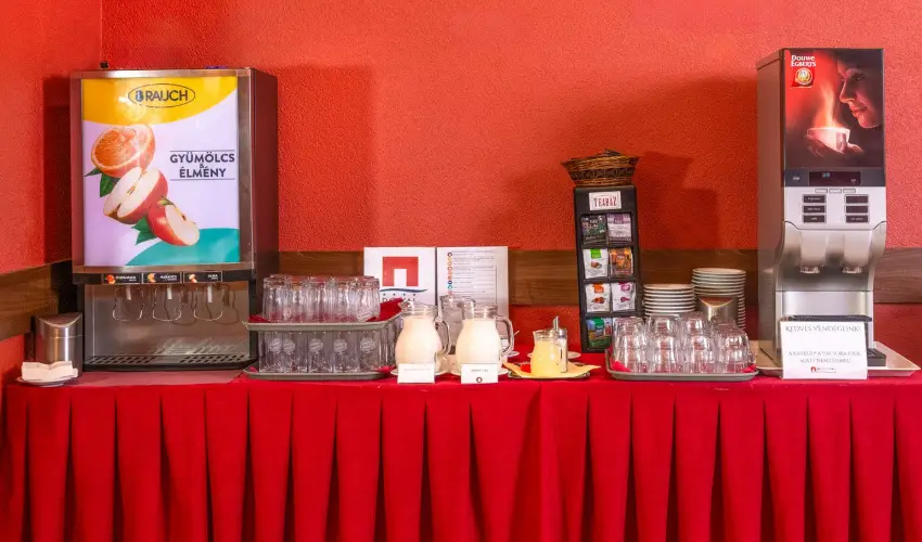 Royal Club Hotel Visegrd - Augusztus 20. (min. 3 j)