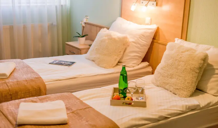 Salg Hotel Salgtarjn-Eresztvny - Augusztus 20. (min. 2 j)