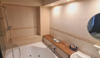 Salg Hotel Salgtarjn-Eresztvny