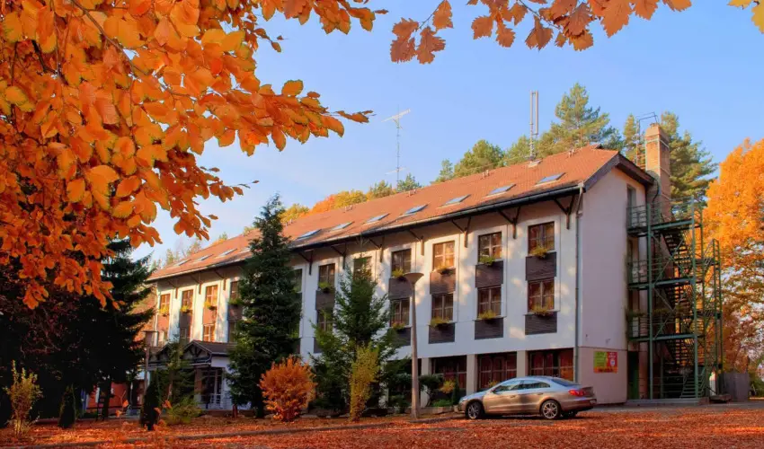 Salg Hotel Salgtarjn-Eresztvny - Augusztus 20. (min. 2 j)