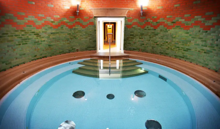 Hunguest Saliris Egerszal�k - Augusztus 20. (min. 2 �j)