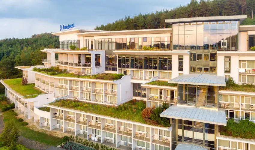 Hunguest Saliris Egerszal�k - Augusztus 20. (min. 2 �j)