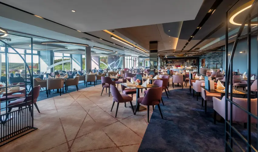 Hunguest Saliris Egerszal�k - Augusztus 20. (min. 2 �j)