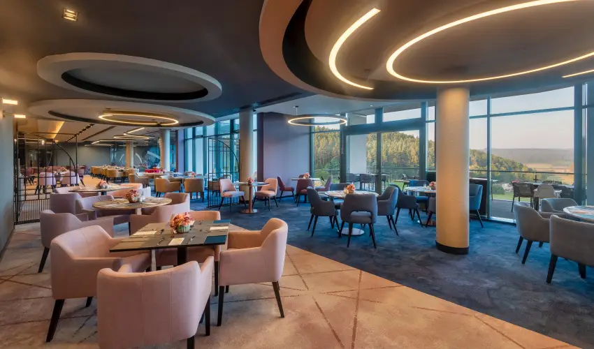 Hunguest Saliris Egerszal�k - Augusztus 20. (min. 2 �j)