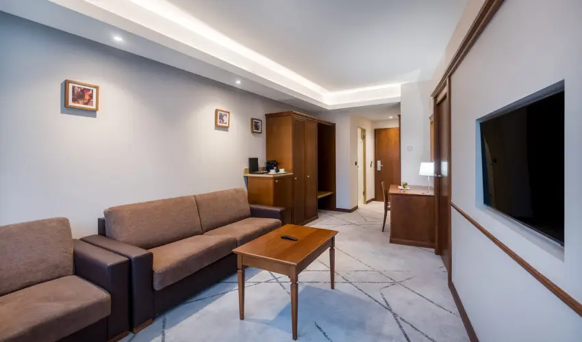 Hunguest Saliris Egerszal�k - Augusztus 20. (min. 2 �j)