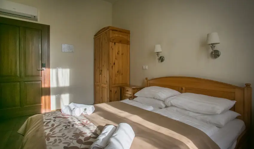 Sasrti Vadszkastly Almamellk - Augusztus 20.