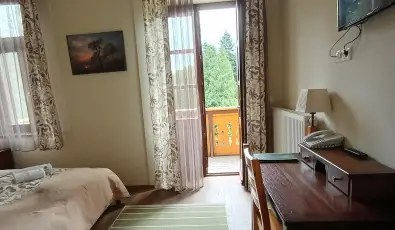 Sasrti Vadszkastly Almamellk