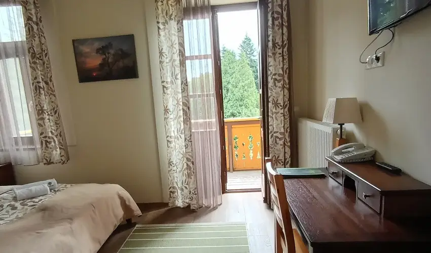 Sasrti Vadszkastly Almamellk - Augusztus 20.