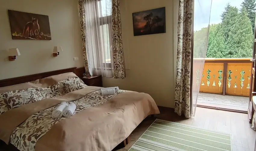 Sasrti Vadszkastly Almamellk - Augusztus 20.