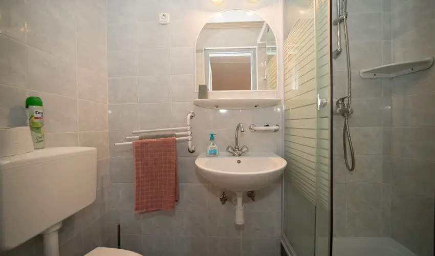 Siesta Vend�gh�z Eger - Augusztus 20. (min. 3 �j)