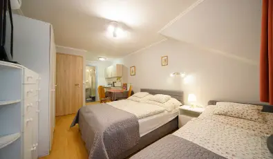 Siesta Vend�gh�z Eger