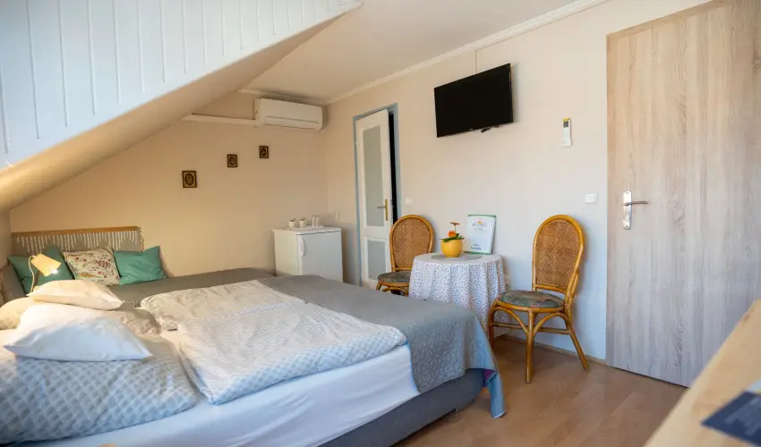 Siesta Vend�gh�z Eger - Augusztus 20. (min. 3 �j)