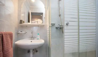 Siesta Vend�gh�z Eger