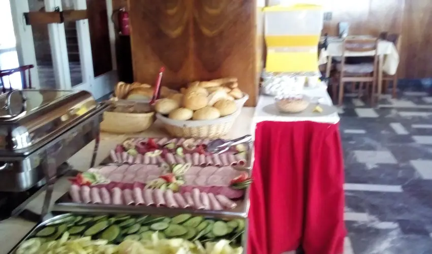 Sir�ly Hotel Balatonlelle - Augusztus 20. (min. 6 �j)