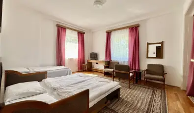 Sir�ly Hotel Balatonlelle