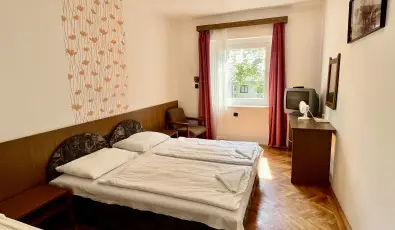 Sir�ly Hotel Balatonlelle