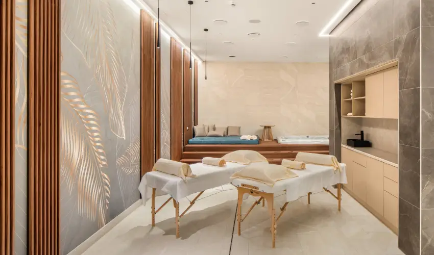 Sirius Hotel Keszthely - Augusztus 20. (min. 2 j)