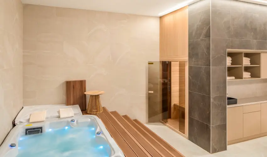 Sirius Hotel Keszthely - Augusztus 20. (min. 2 j)