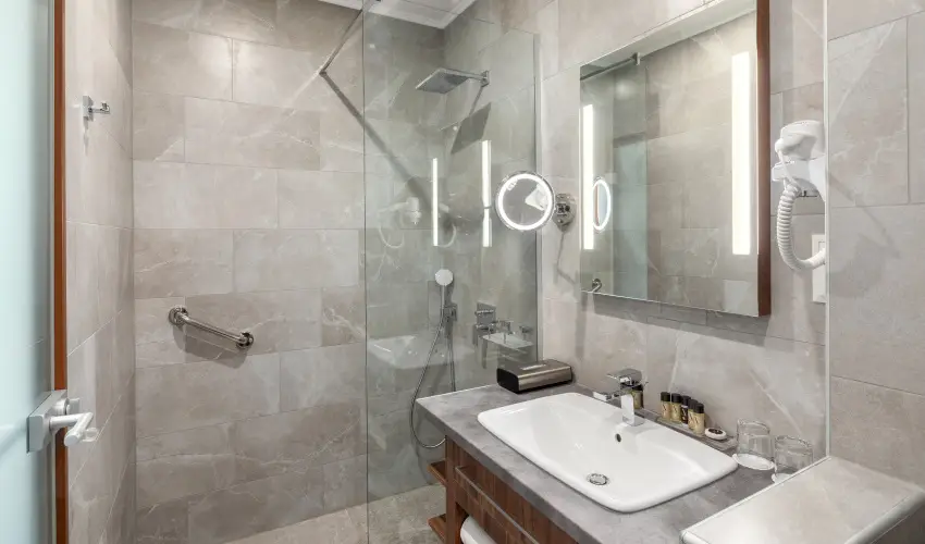 Sirius Hotel Keszthely - Augusztus 20. (min. 2 j)