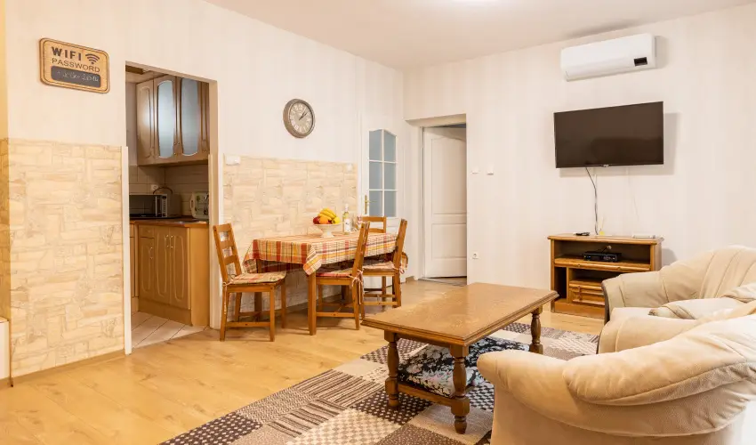 Skorpi Lak3 Hajdszoboszl - Augusztus 20.