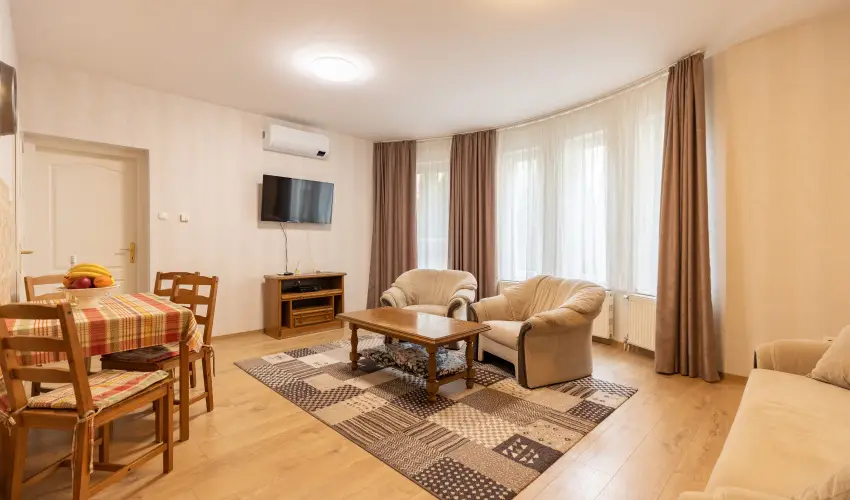 Skorpi Lak3 Hajdszoboszl - Augusztus 20.