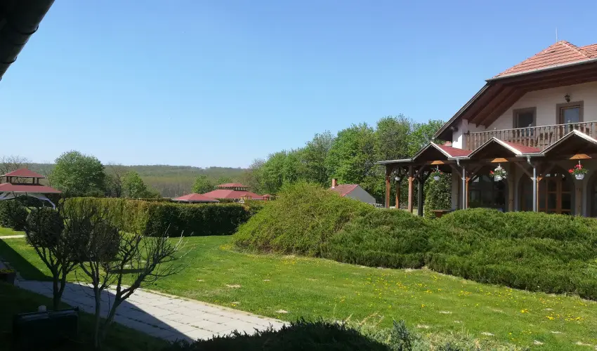 Sokor Fogad Sokorptka - Augusztus 20.