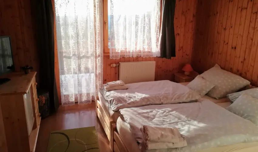 Sokor Fogad Sokorptka - Augusztus 20.