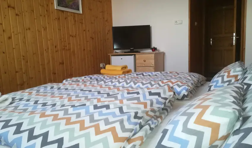 Sokor Fogad Sokorptka - Augusztus 20.