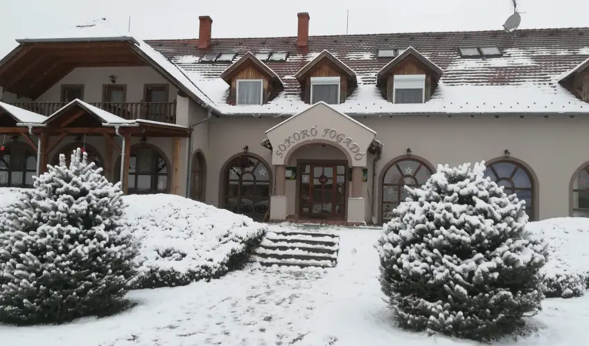 Sokor Fogad Sokorptka - Augusztus 20.