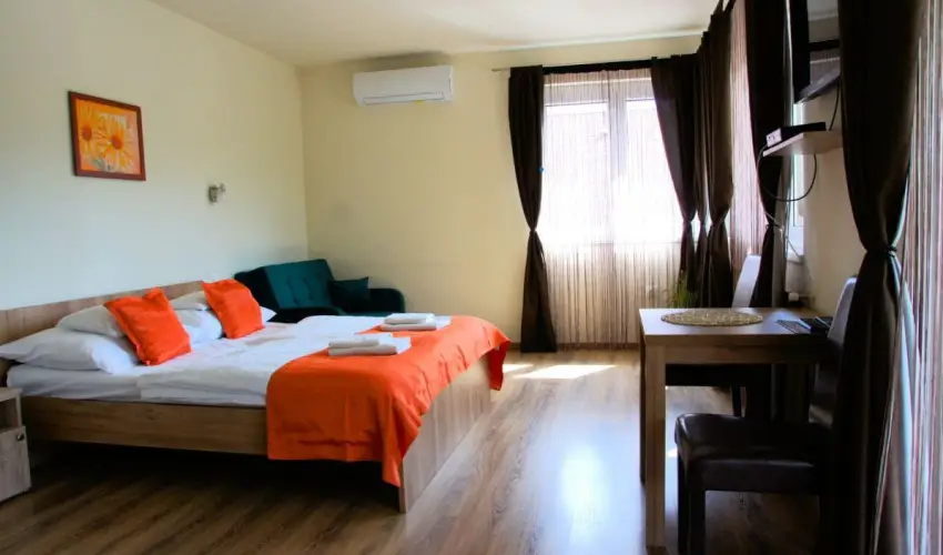 Solaris Garden Rooms Cserkeszl - Augusztus 20.