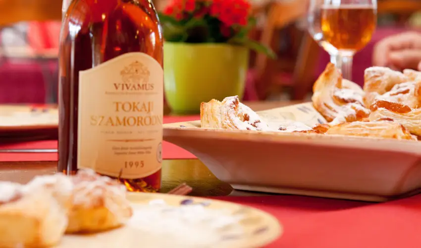 Somogy Kertje �d�l�falu �s �tterem Bonnya - Augusztus 20.