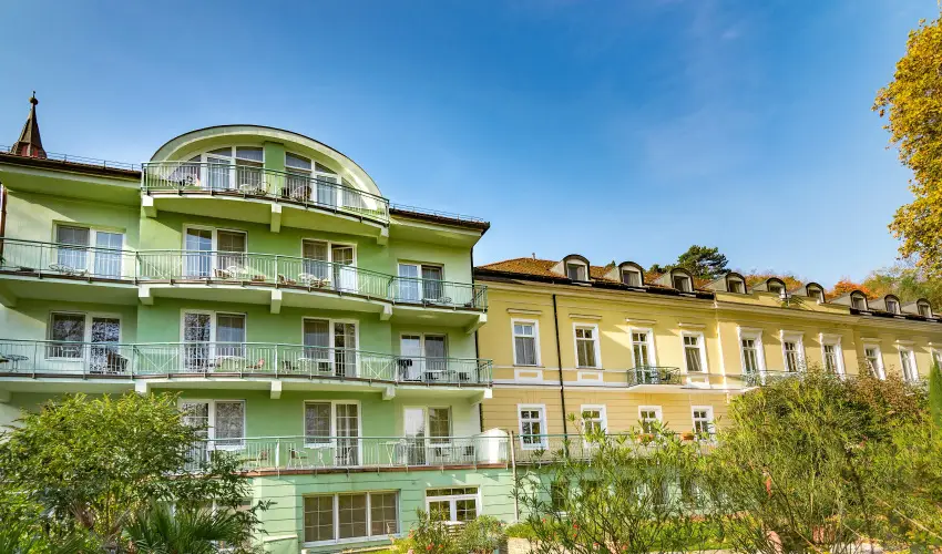 Hotel Spa H�v�z H�v�z - Augusztus 20. (min. 2 �j)