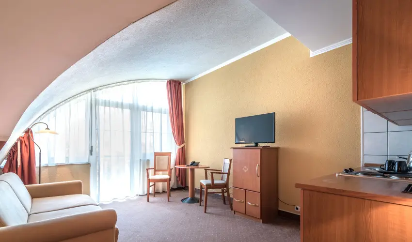 Hotel Spa H�v�z H�v�z - Augusztus 20. (min. 2 �j)
