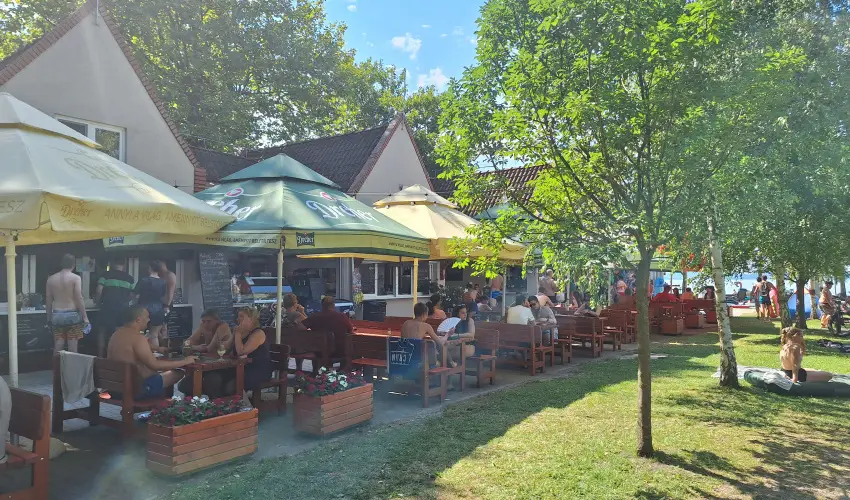 Sunshine Vendghz Balatonfenyves - Augusztus 20. (min. 5 j)