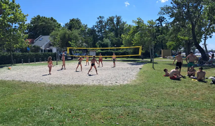 Sunshine Vendghz Balatonfenyves - Augusztus 20. (min. 5 j)