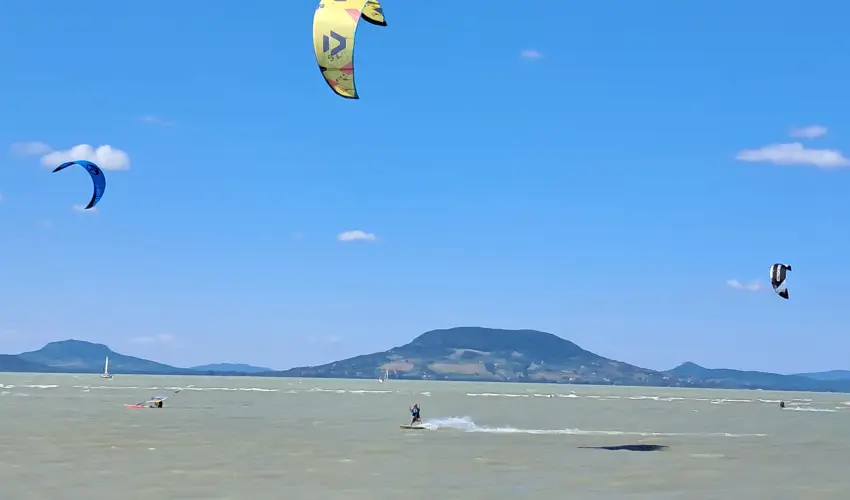 Sunshine Vendghz Balatonfenyves - Augusztus 20. (min. 5 j)