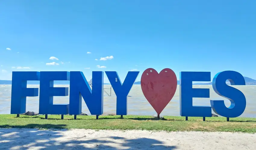 Sunshine Vendghz Balatonfenyves - Augusztus 20. (min. 5 j)